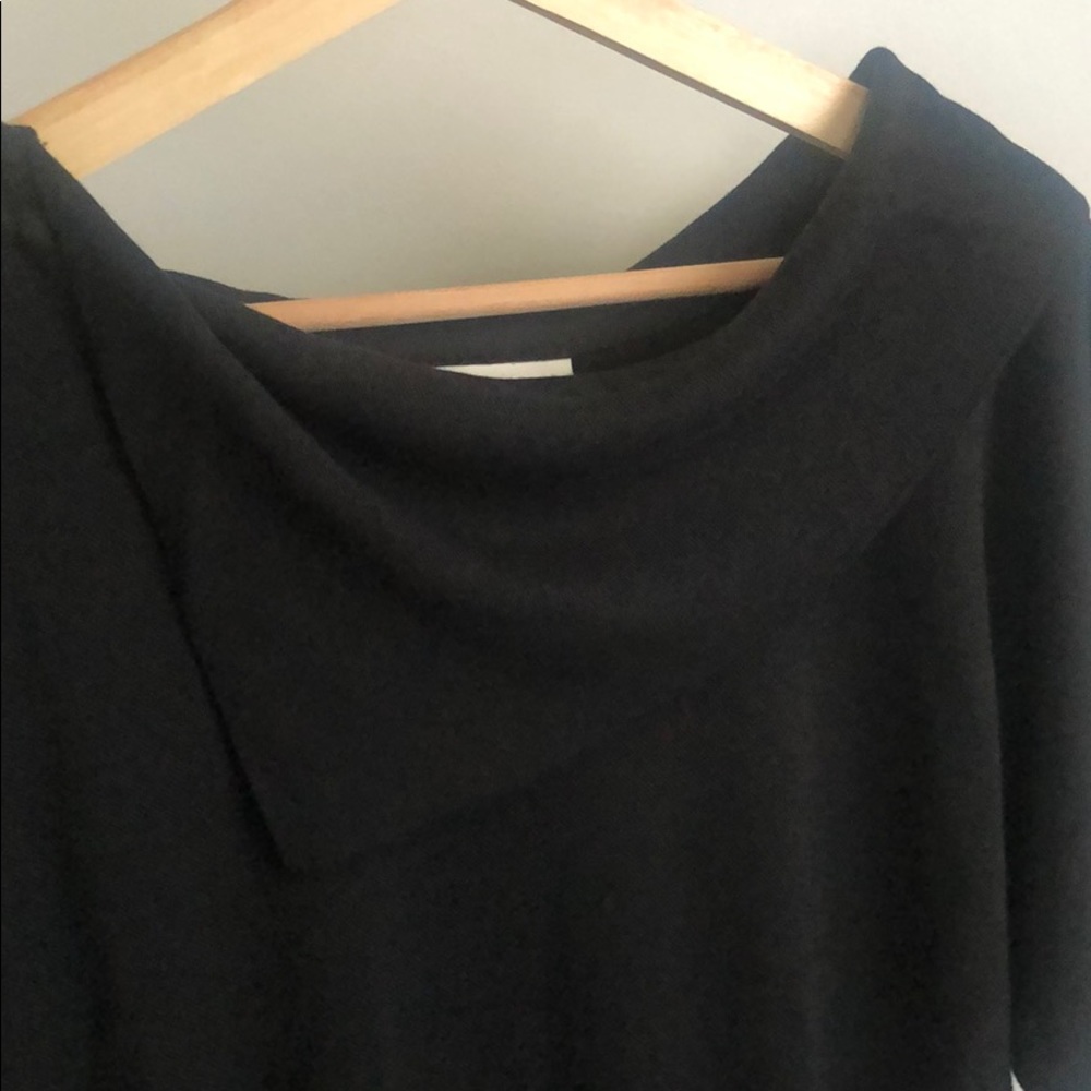 Dress - Picture 4 of 5